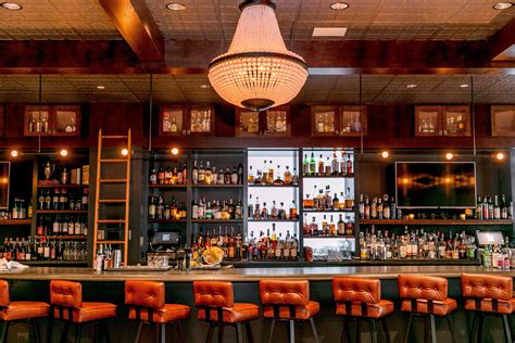 best bars in massachusetts